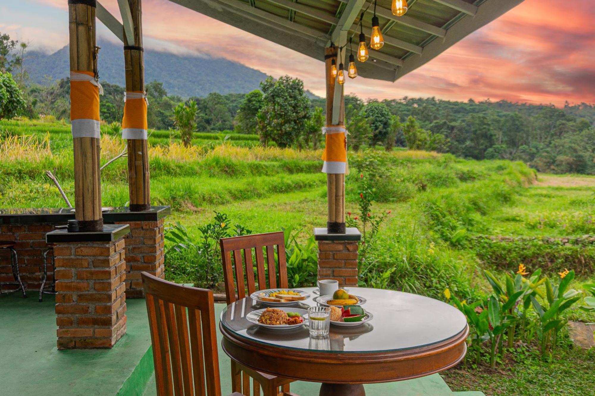 Santya Loka Lodge & Twin Waterfall Джатилувих Экстерьер фото